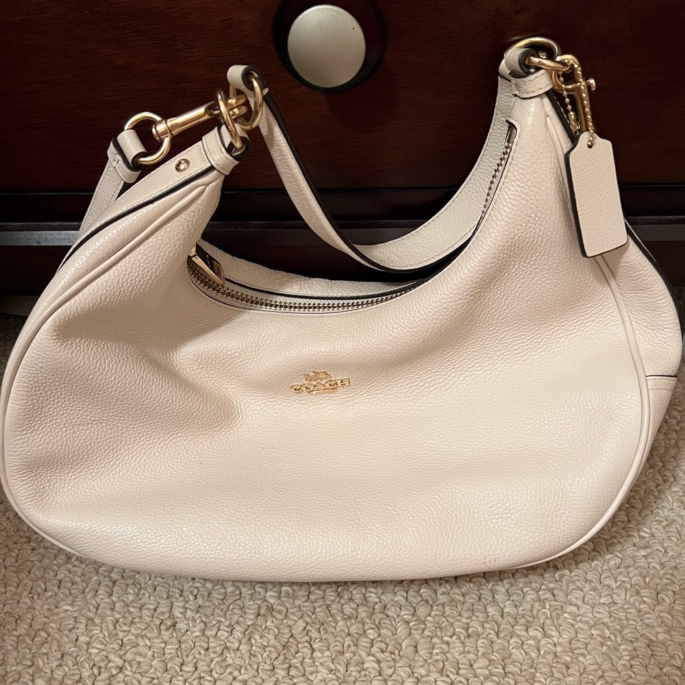 White coach purse & wallet